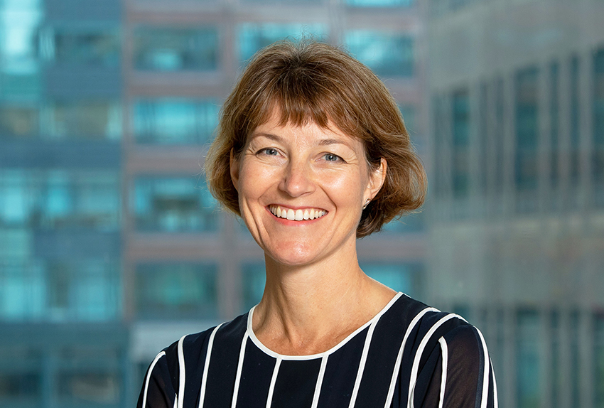 Shelley Holmes
